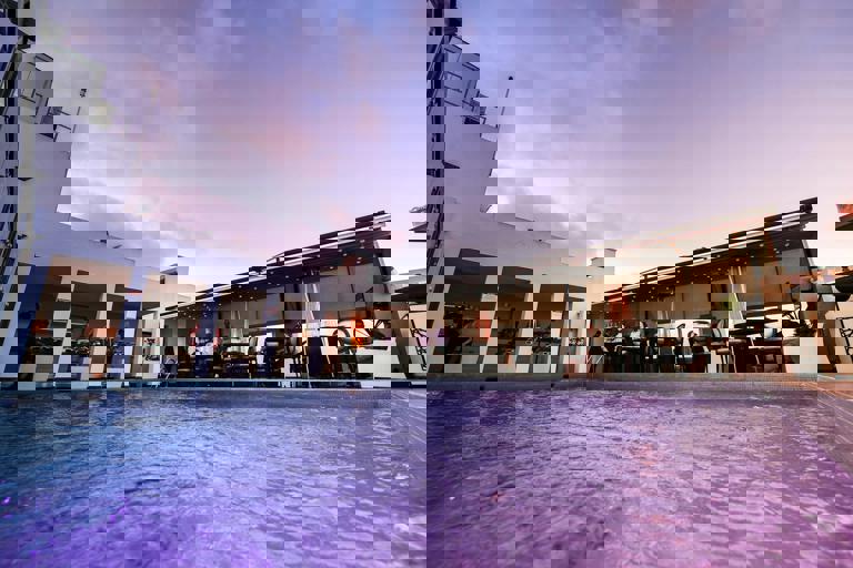 Unexpected Rooftop Farm in Manchester Supplies Local Pop-Up Restaurants